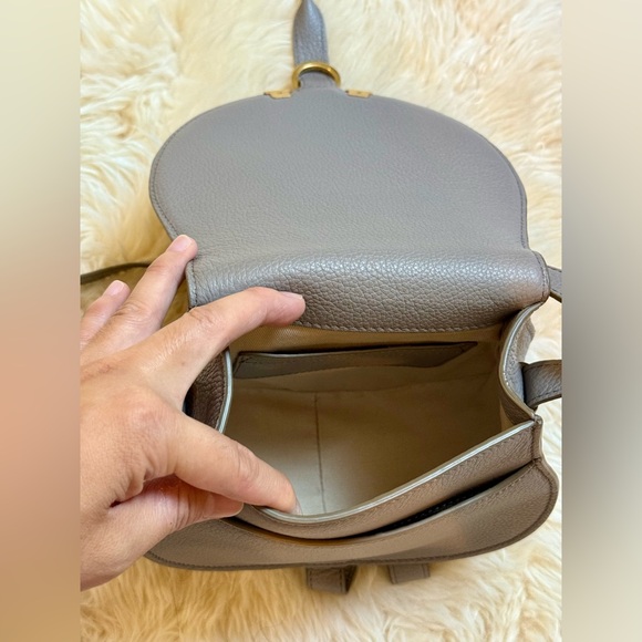 Chloe SMALL MARCIE SADDLE BAG IN GRAINED LEATHER - Picture 6 of 16